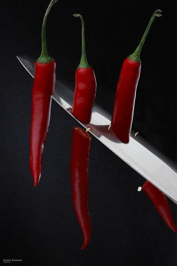 Couteau de cuisine Victorinox tranchant des piments